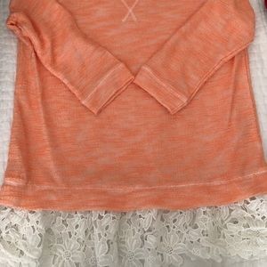 Anthropologie lightweight sweatshirt with trim